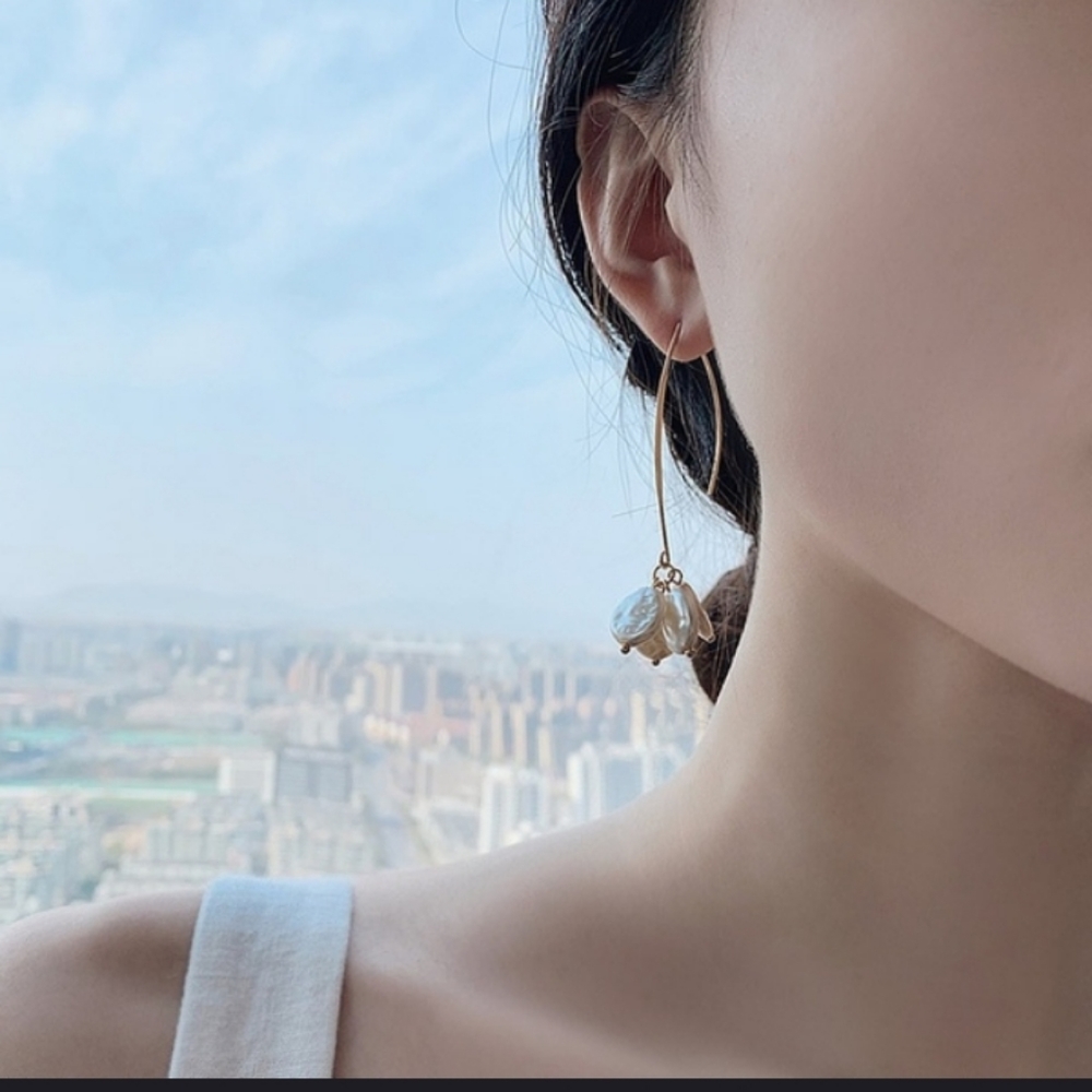 Cultured Pearl Earrings - Picture 4 of 4